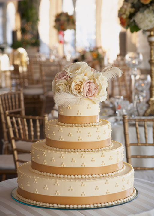 Fabulous And Faux Wedding Cakes Toronto Wedding Planning